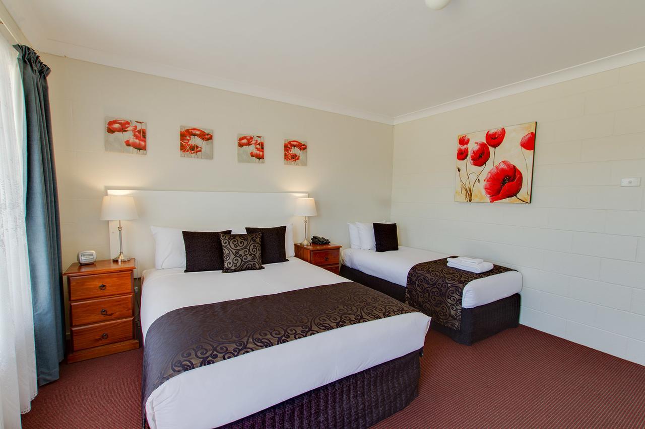 Clare Valley Motel Екстериор снимка