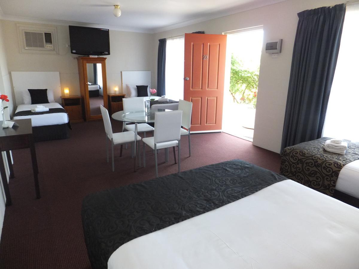 Clare Valley Motel Екстериор снимка