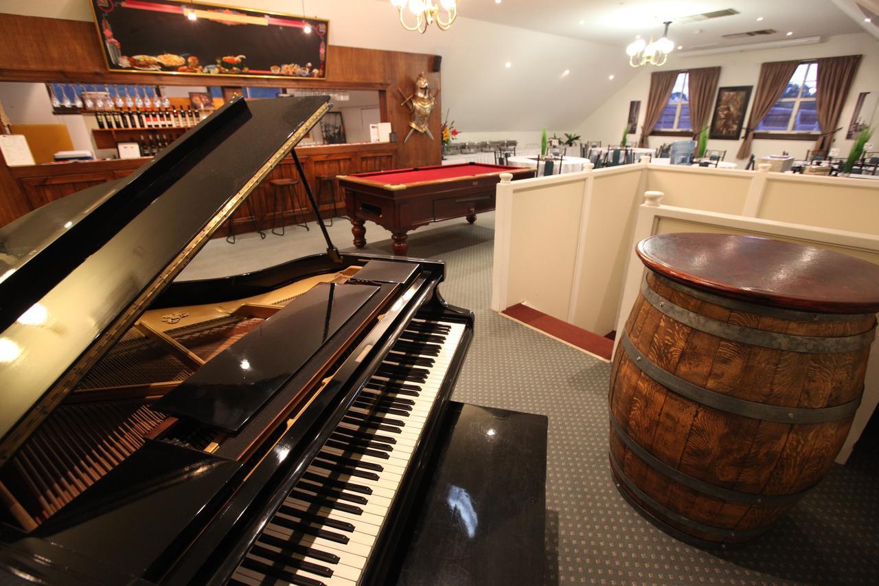 Clare Valley Motel Екстериор снимка