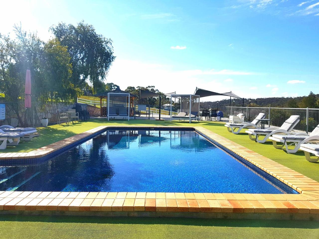Clare Valley Motel Екстериор снимка
