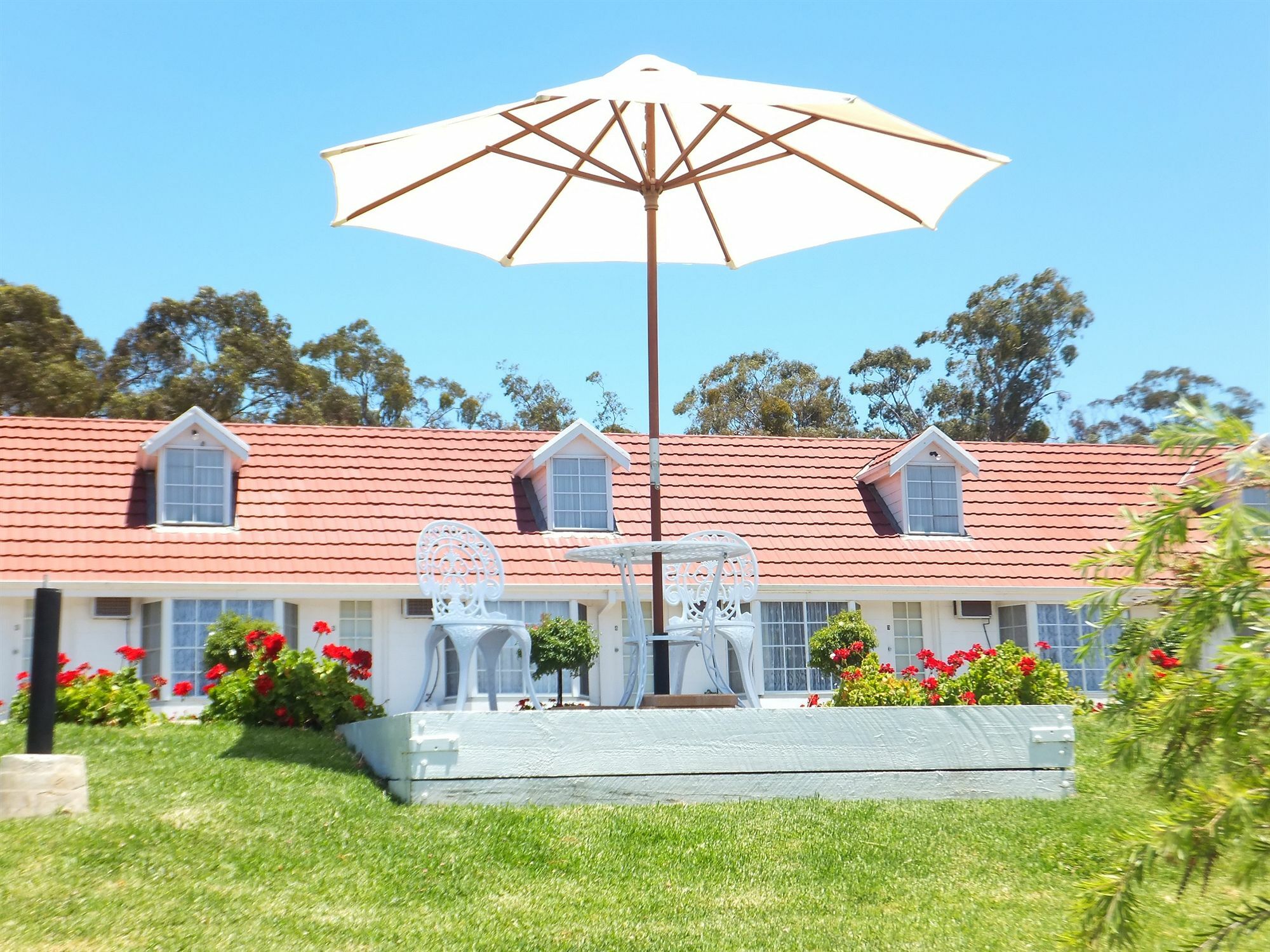 Clare Valley Motel Екстериор снимка